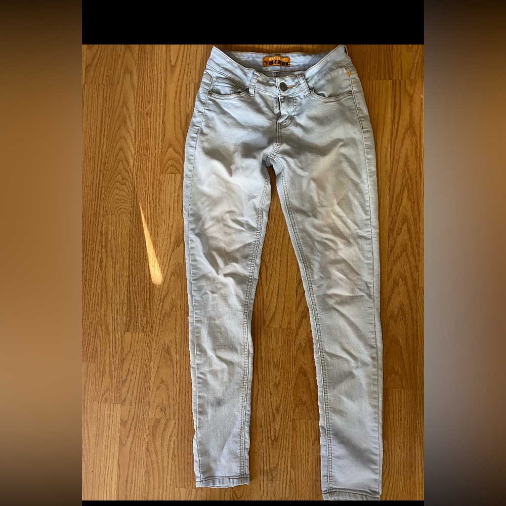 Women’s acid washed jeans